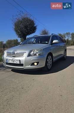 Универсал Toyota Avensis 2008 в Калуше