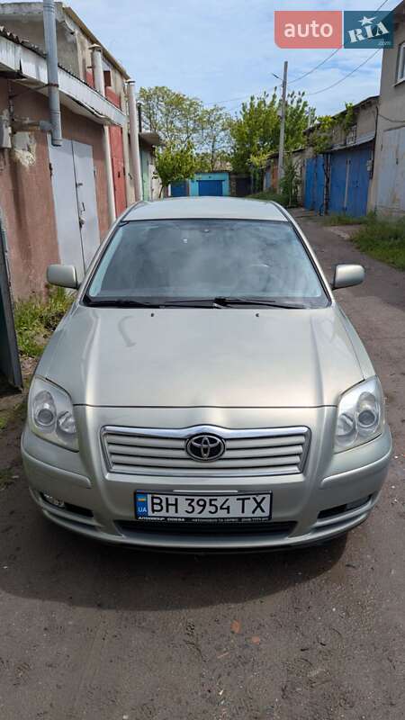 Toyota Avensis 2005