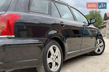 Універсал Toyota Avensis 2006 в 