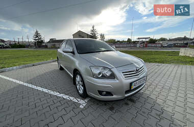 Седан Toyota Avensis 2008 в 