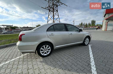 Седан Toyota Avensis 2008 в 