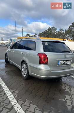 Универсал Toyota Avensis 2003 в 