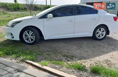 Седан Toyota Avensis 2012 в 