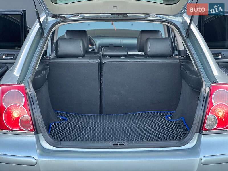 Ліфтбек Toyota Avensis 2008 в Одесі