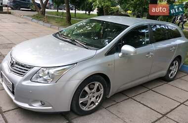 Универсал Toyota Avensis 2010 в 
