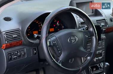 Ліфтбек Toyota Avensis 2005 в 