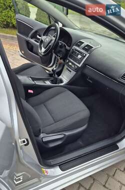Универсал Toyota Avensis 2008 в 