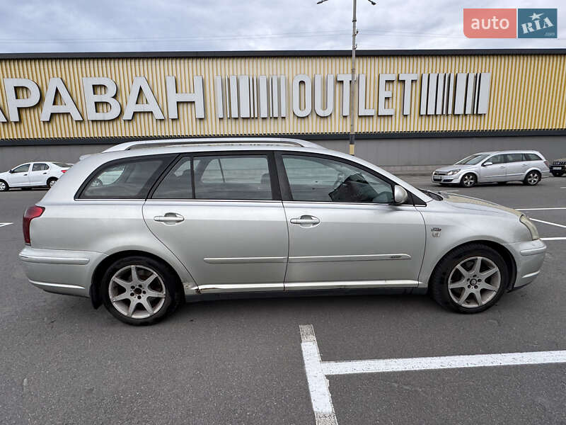 Универсал Toyota Avensis 2003 в Киеве