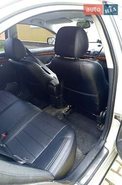 Седан Toyota Avensis 2006 в 