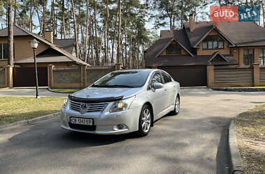 Седан Toyota Avensis 2012 в Чернигове