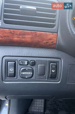 Седан Toyota Avensis 2006 в 