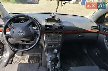 Универсал Toyota Avensis 2005 в 