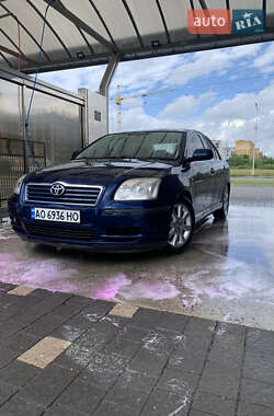 Седан Toyota Avensis 2005 в 