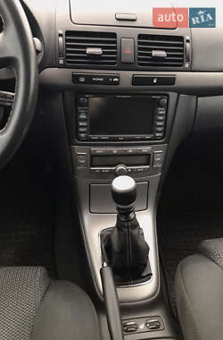 Универсал Toyota Avensis 2007 в 