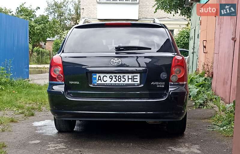 Универсал Toyota Avensis 2008 в Луцке