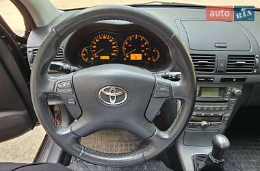 Универсал Toyota Avensis 2006 в 
