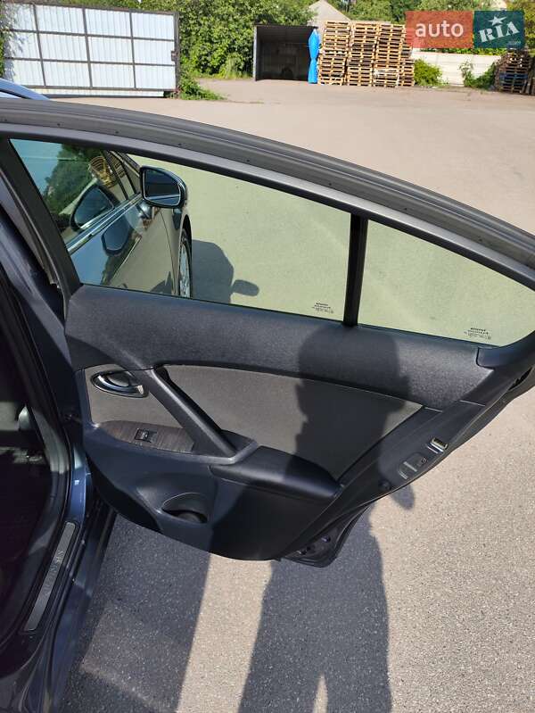 Седан Toyota Avensis 2010 в Нежине