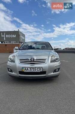 Седан Toyota Avensis 2007 в Киеве