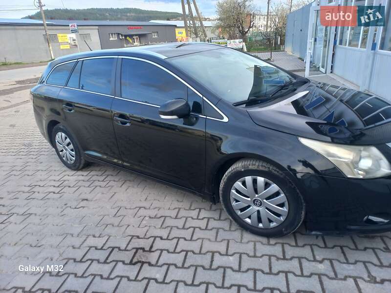 Универсал Toyota Avensis 2008 в Ивано-Франковске