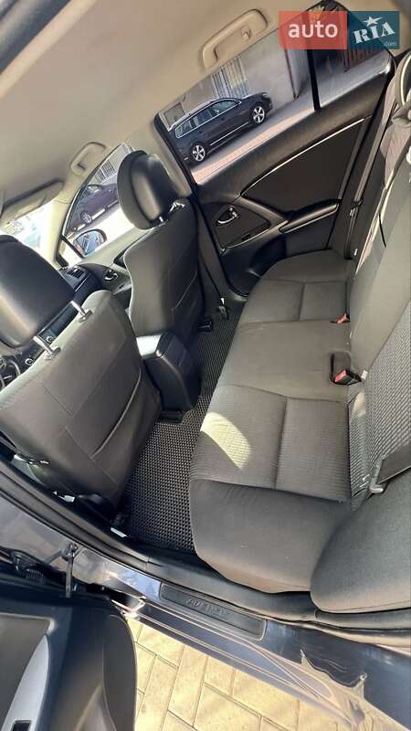 Универсал Toyota Avensis 2008 в Луцке