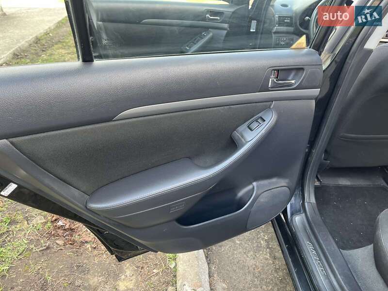 Универсал Toyota Avensis 2007 в Андреевке