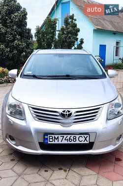 Універсал Toyota Avensis 2010 в Путивлі