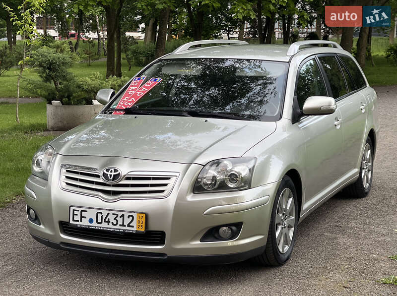 Универсал Toyota Avensis 2008 в Хмельницком