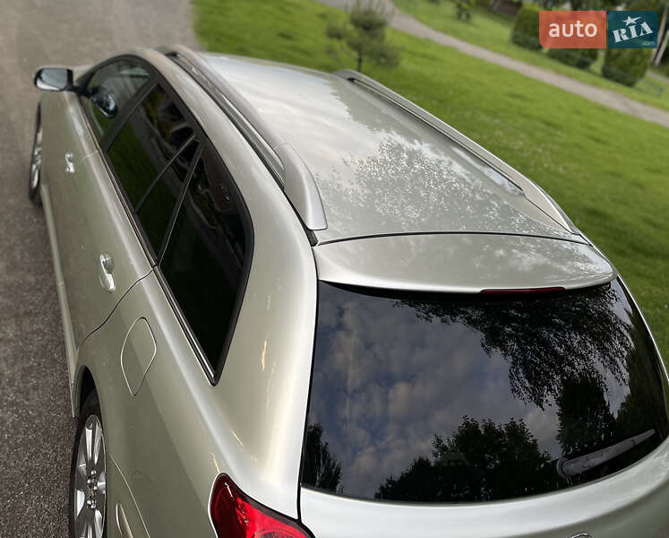 Универсал Toyota Avensis 2008 в Хмельницком