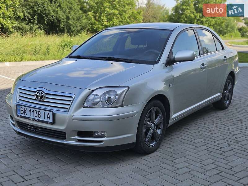 Toyota Avensis 2005