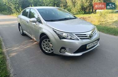 Седан Toyota Avensis 2012 в Нежине