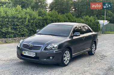 Седан Toyota Avensis 2008 в Виннице