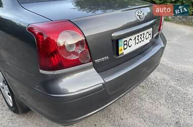 Седан Toyota Avensis 2008 в 