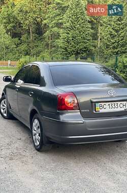 Седан Toyota Avensis 2008 в 