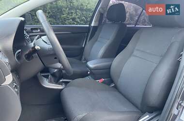 Седан Toyota Avensis 2008 в 