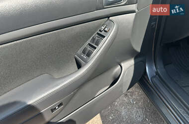Универсал Toyota Avensis 2008 в 