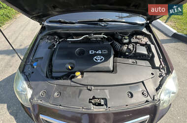 Седан Toyota Avensis 2008 в 