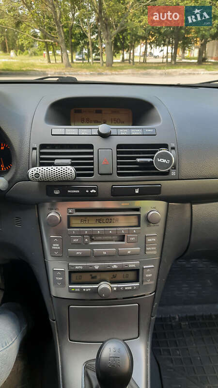 Универсал Toyota Avensis 2004 в Черкассах