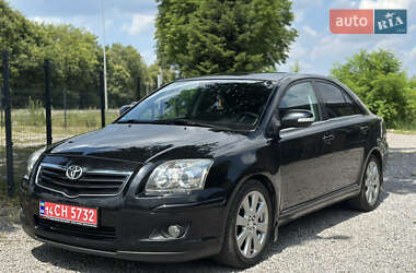 Лифтбек Toyota Avensis 2007 в Виннице
