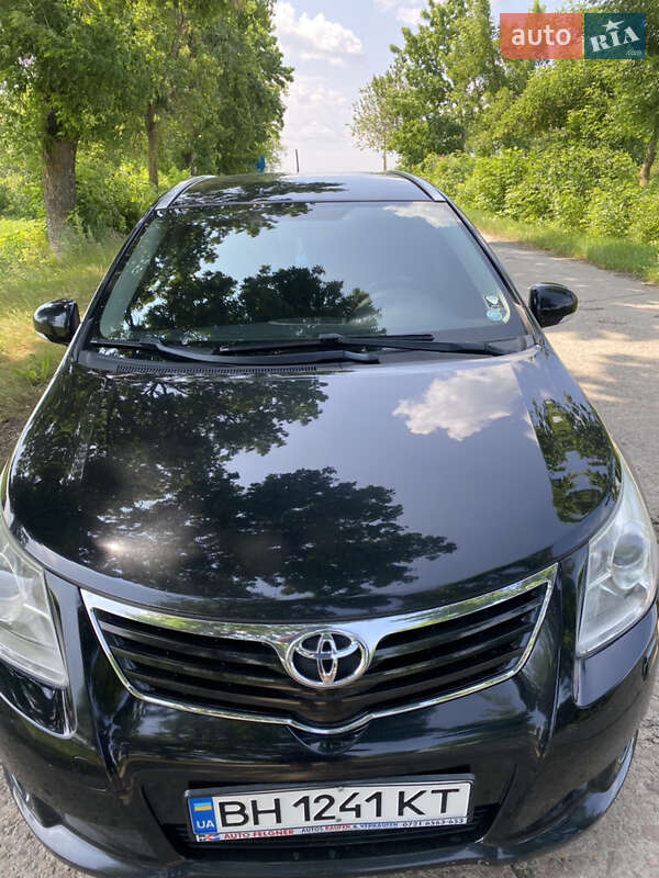 Универсал Toyota Avensis 2010 в Кодыме