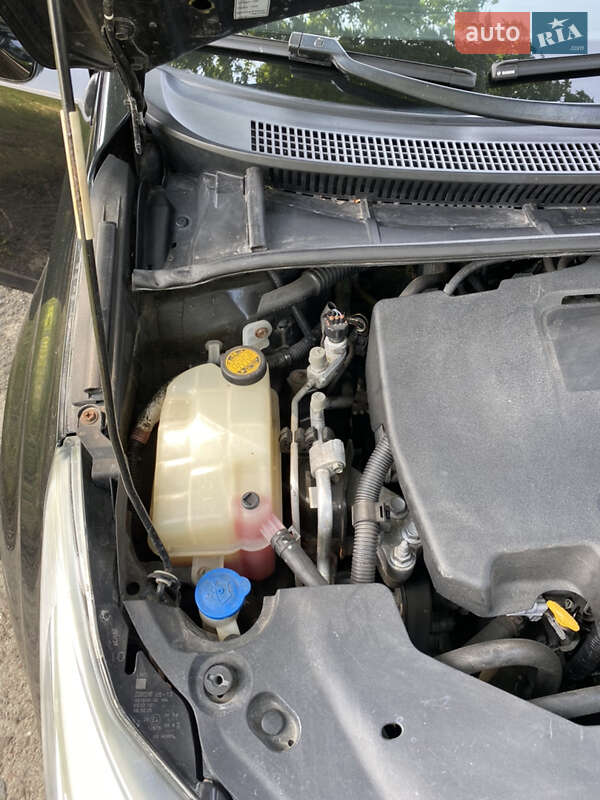 Универсал Toyota Avensis 2010 в Кодыме