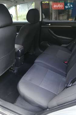 Универсал Toyota Avensis 2008 в 