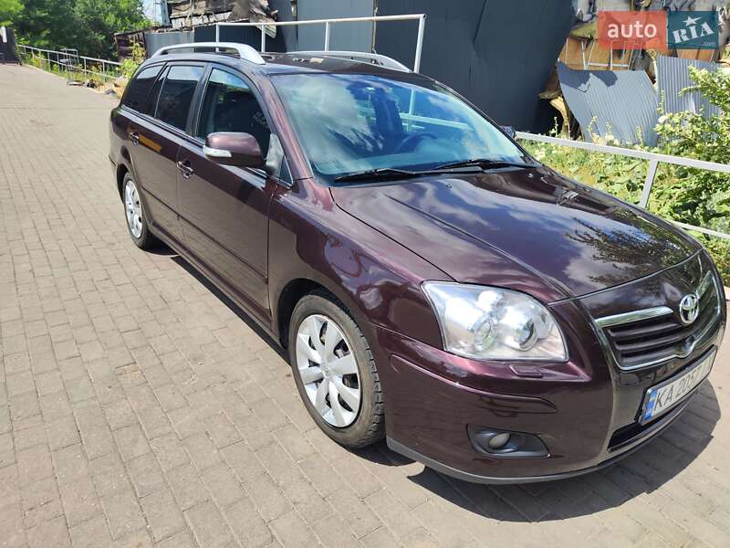 Универсал Toyota Avensis 2007 в Краматорске