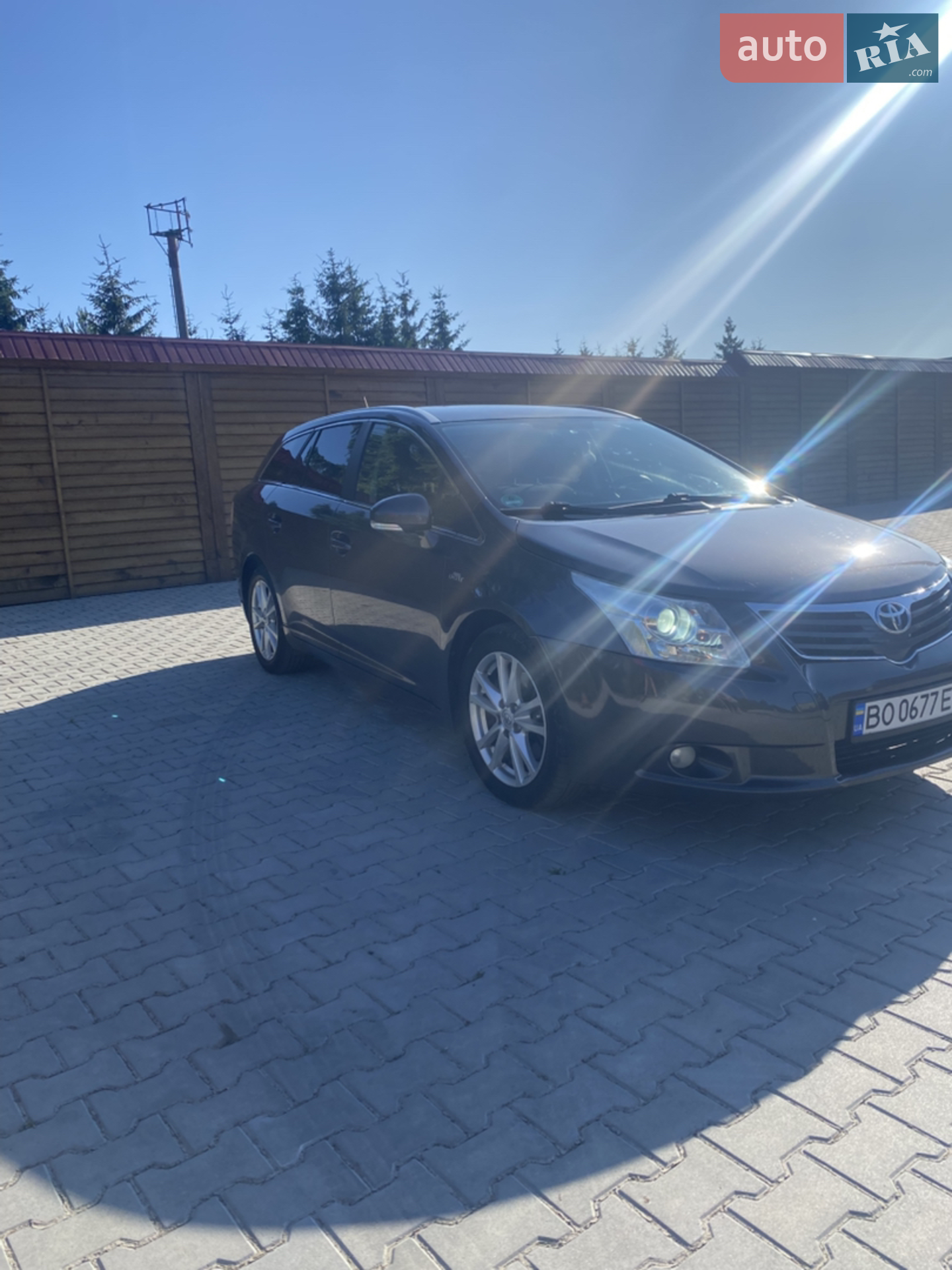 2010 Toyota Avensis - мініатюра 2