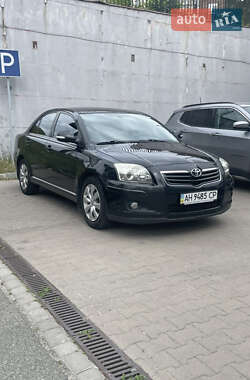 Седан Toyota Avensis 2007 в Киеве