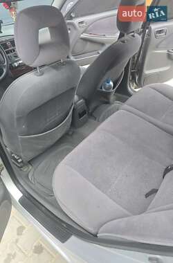Универсал Toyota Avensis 1999 в 