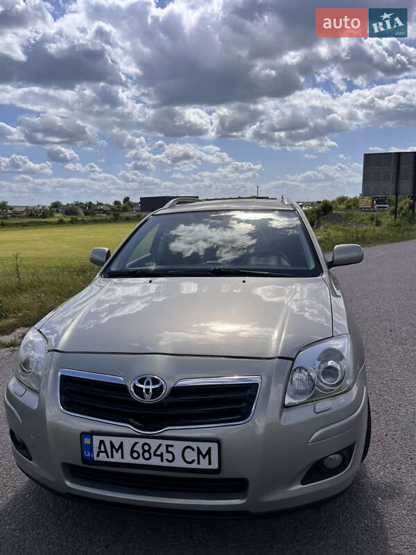 Toyota Avensis 2005