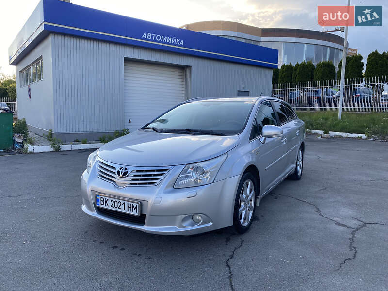 Toyota Avensis 2009