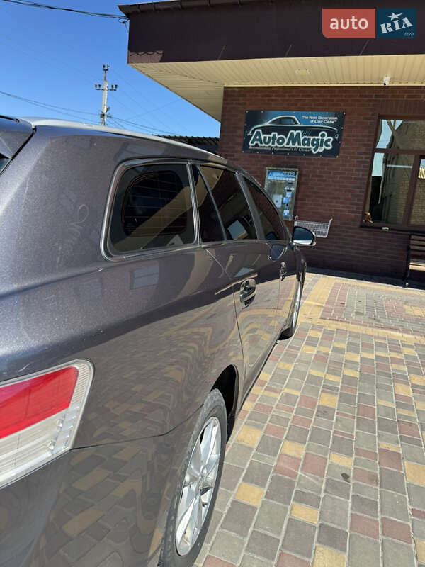 Универсал Toyota Avensis 2010 в Деражне