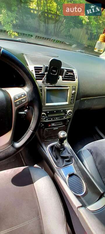 Универсал Toyota Avensis 2012 в Киеве