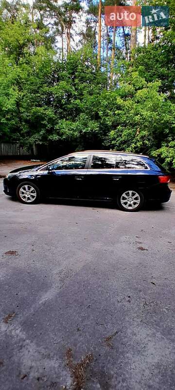 Универсал Toyota Avensis 2012 в Киеве